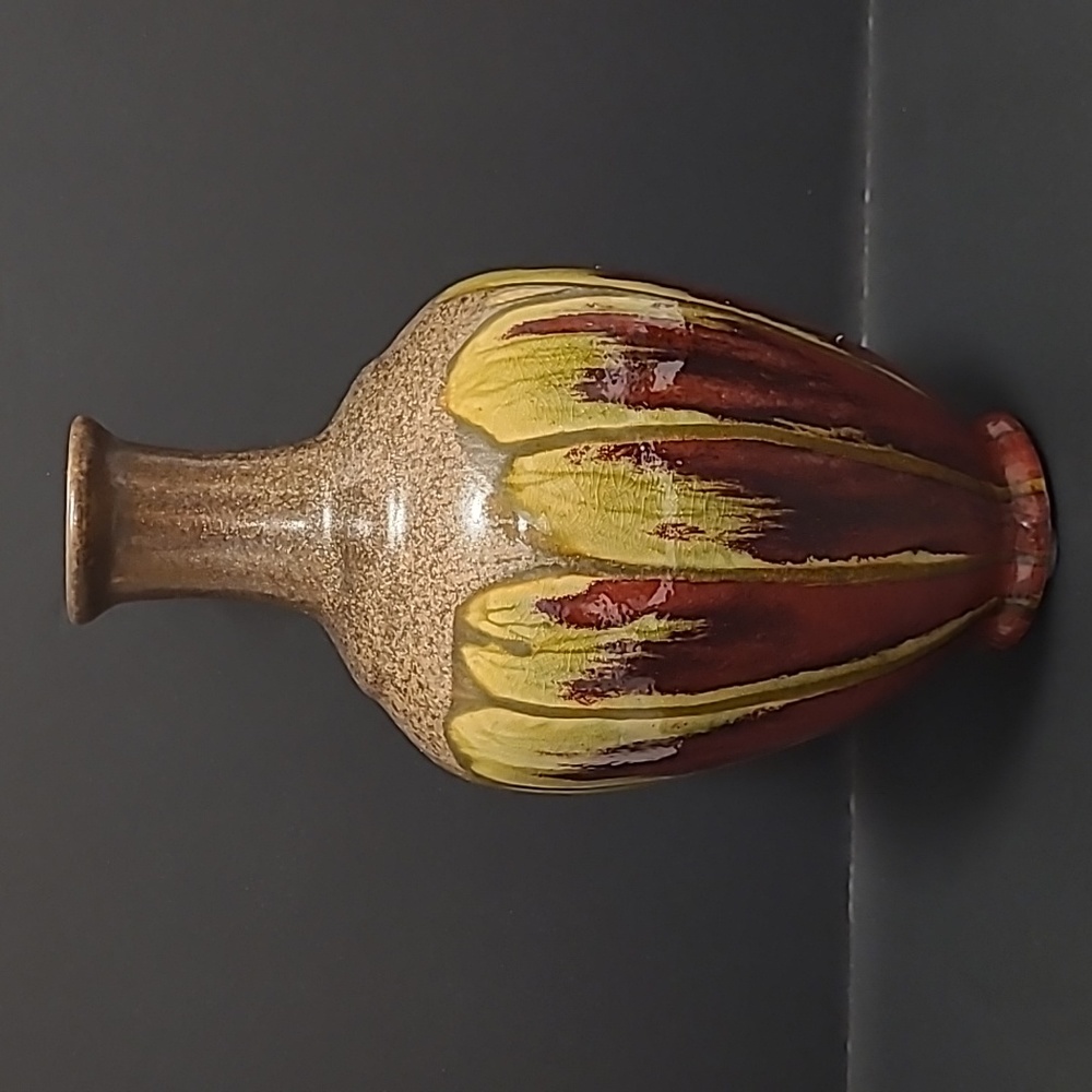 Beautiful Drip Glaze Vase - Picture 5 of 15